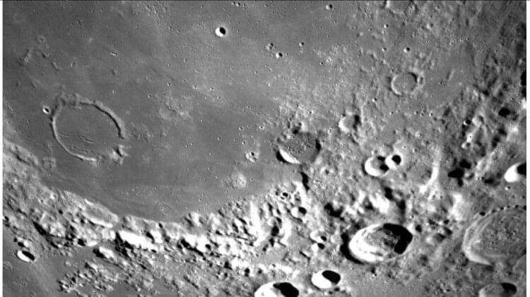 Chandrayaan 3: इसरो ने शेयर की चांद के सुदूर भागों की तस्वीरें