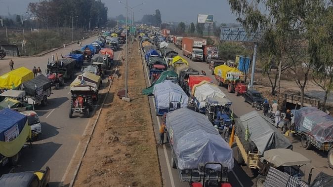 कारोबार पर भारी पड़ रहा किसान आंदोलन, कच्चे माल की कमी से अब तक दो हजार करोड़ का नुकसान