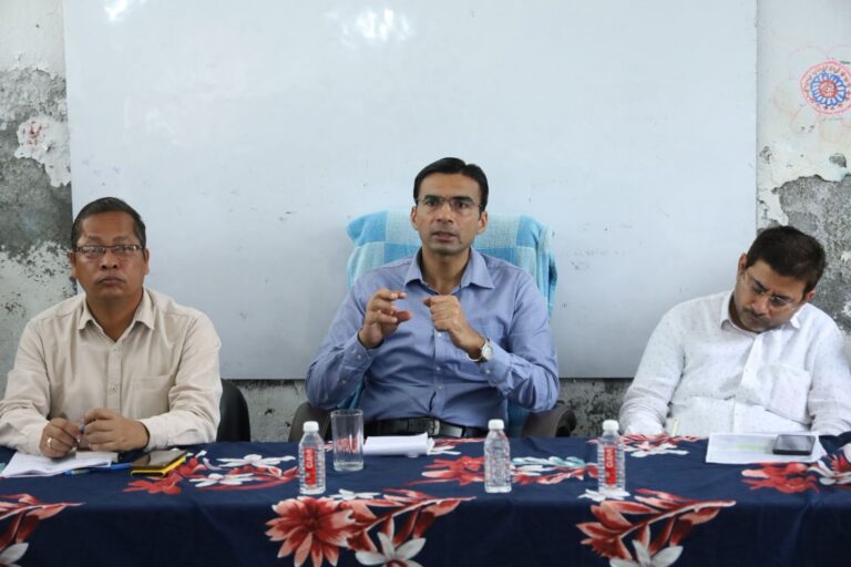 एक-एक प्रभावितों को राहत पंहुचाने तक क्षेत्र में ही जमे रहेंगे विभागीय अधिकारी; डीएम