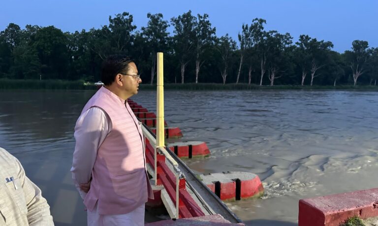लोहियाहेड वाटर बाईपास बनेगा प्रमुख पर्यटन केंद्र, मुख्यमंत्री धामी ने किया निरीक्षण
